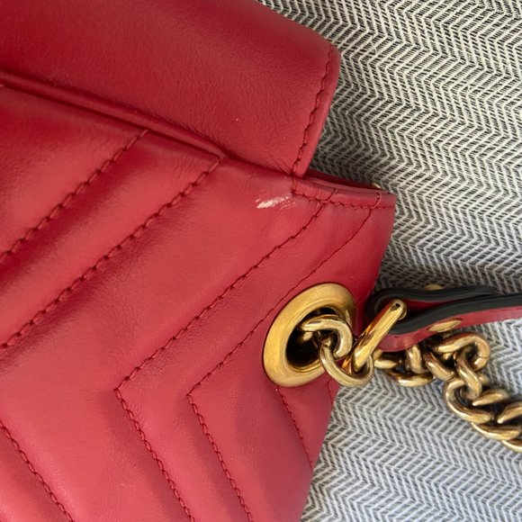 AUTHENTIC Large Red Gucci Marmont - Picture 4 of 4